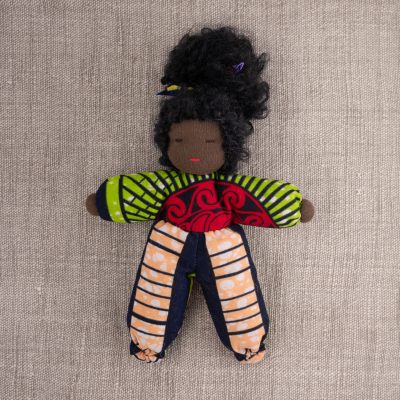 Tøydukke S | Oppsatt hår