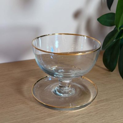 Hadeland Britt dessertskål med gullkant, vintage norsk glassdesign av Ståle Kyllingstad